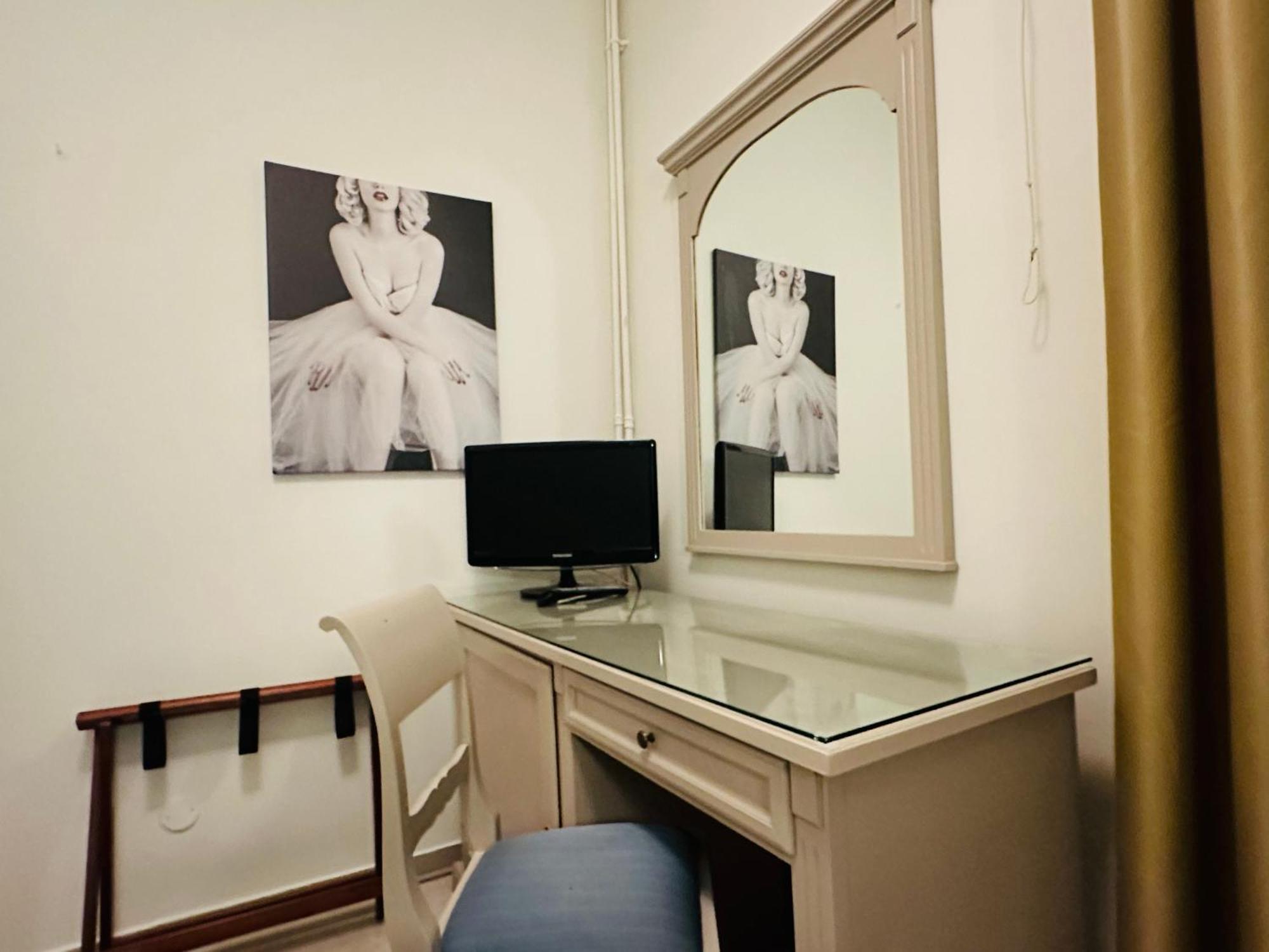 Hotel Bristol 3*